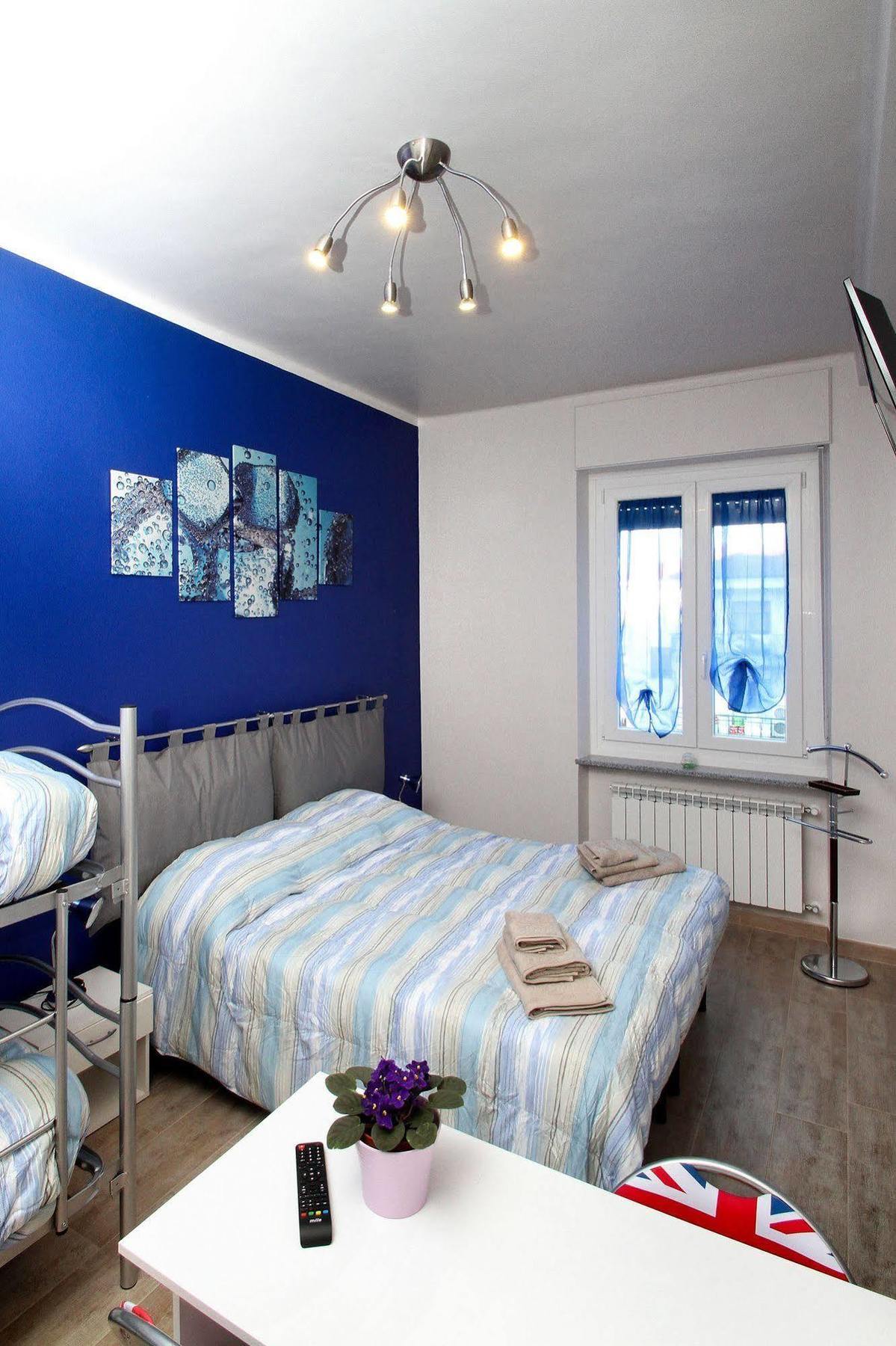 B&B Il Rosso E Il Blu Cuneo Buitenkant foto