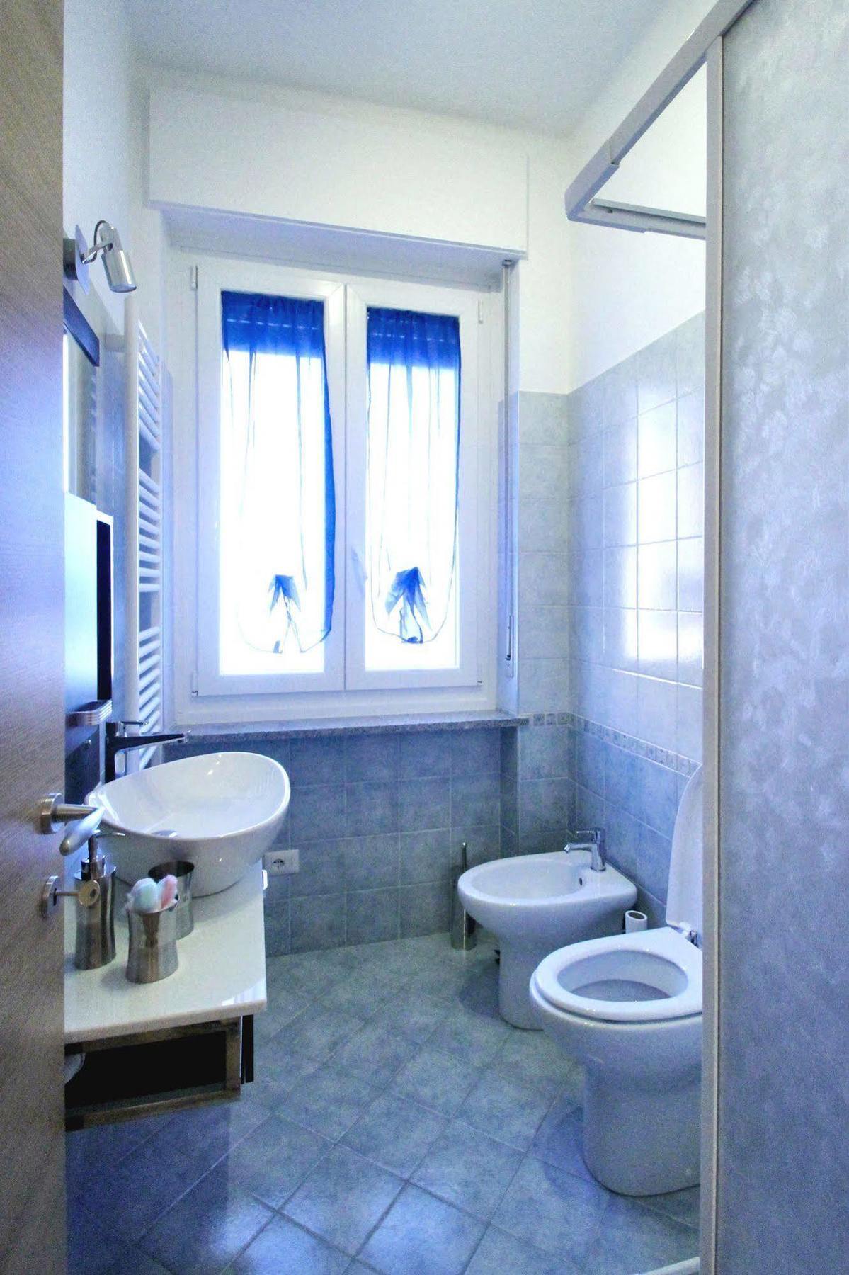 B&B Il Rosso E Il Blu Cuneo Buitenkant foto