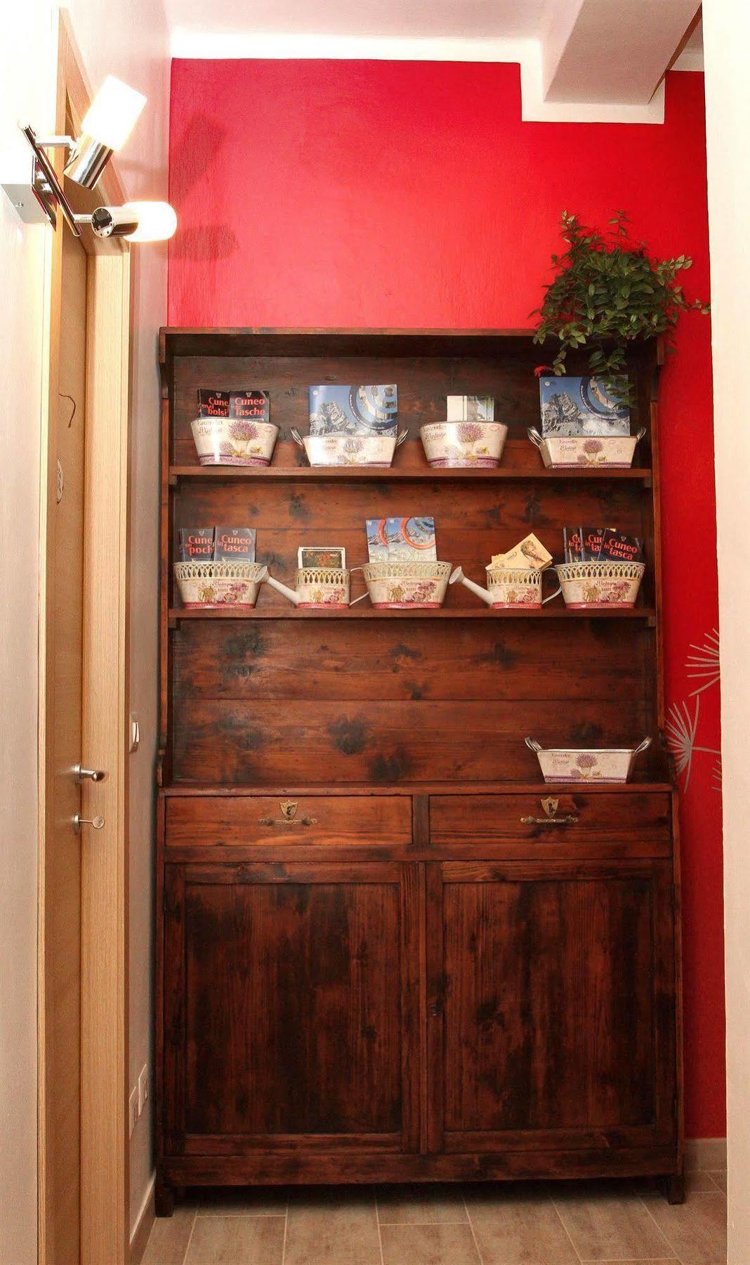 B&B Il Rosso E Il Blu Cuneo Buitenkant foto